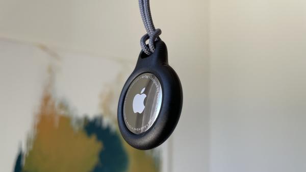 photo of Tennessee man uses AirTag to find his stolen SUV image