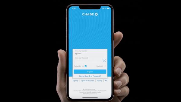 photo of Apple’s latest iPhone tutorial videos cover Face ID, water resistance, and more image