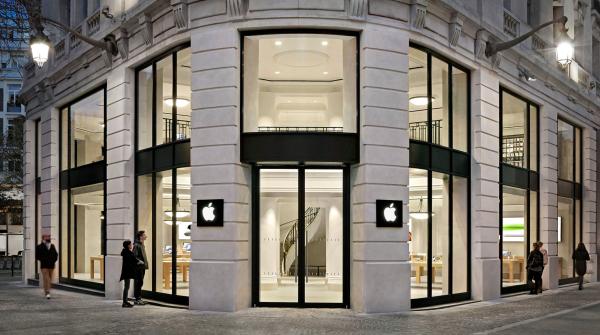 Apple Stores in Bordeaux and Lille…