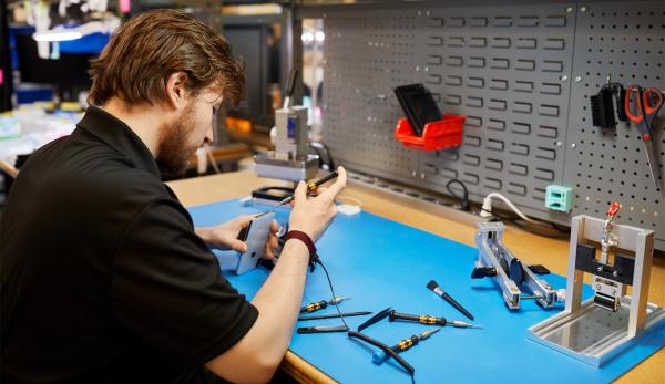 photo of iFixit Lauds Apple's New Self Service Repair Program, Calls It a 'Remarkable Concession' image