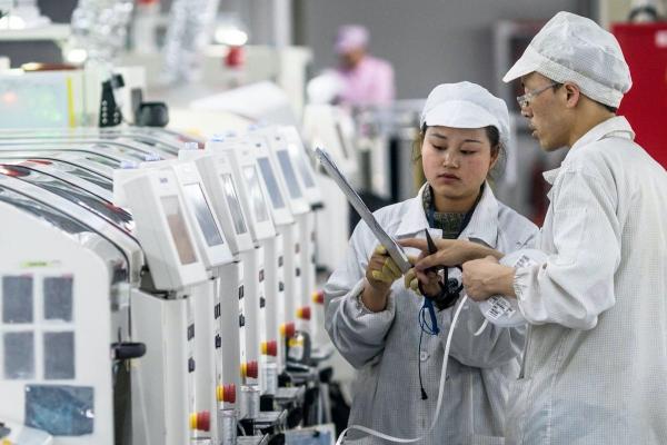 photo of iPhone Production Resumption in China Exceeds Foxconn's Expectations, But US Sales Concerns Remain image