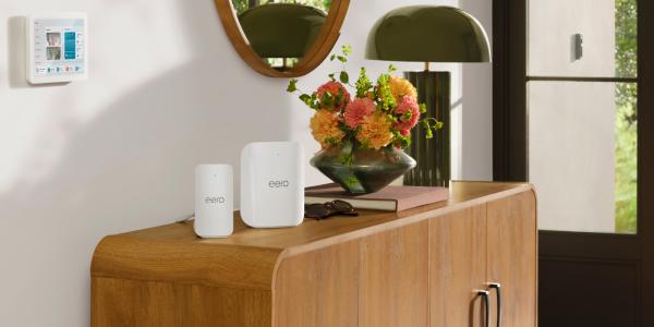 photo of New Eero Signal promises to keep you connected during internet outages image
