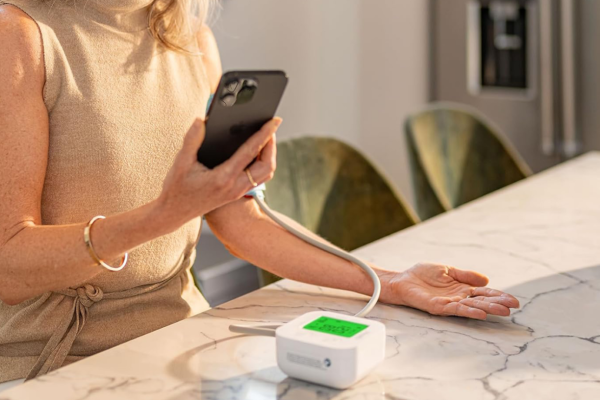photo of Check your blood pressure, and sync data to your iPhone, with this $25 device image