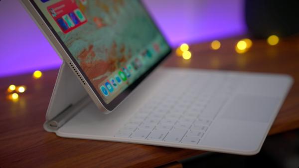 photo of Gurman: Apple working on new low-end Magic Keyboard for iPad image