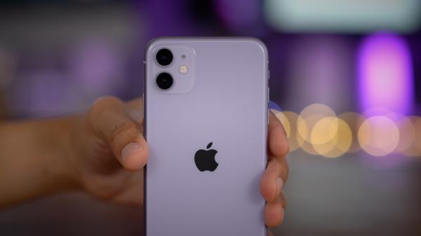 photo of Research reveals that iPhone 11 was the most shipped smartphone in the first half of 2020 image