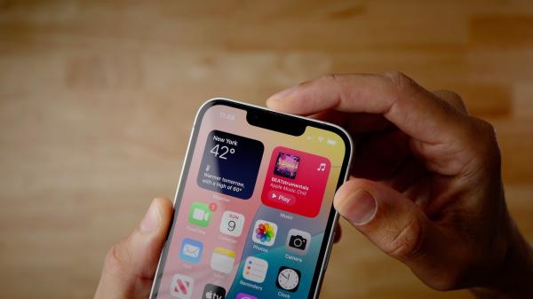 photo of iPhone 16e users have been experiencing issues with Bluetooth audio image