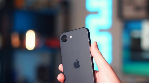 Does iPhone need its own MacBook Neo&hellip;