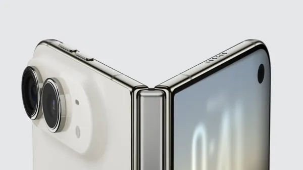 Looks like iPhone Duo avoided the curse&hellip;