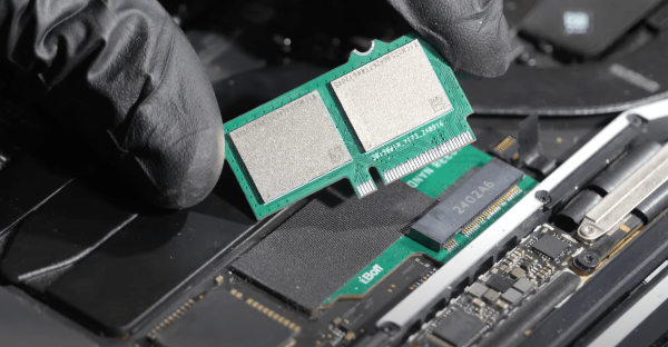 Repair YouTuber creates upgradable SSD…