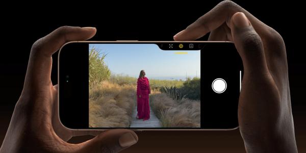 photo of iPhone 16 Pro lets users capture ProRAW photos in JPEG-XL format image