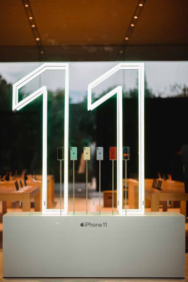 iPhone 11 display