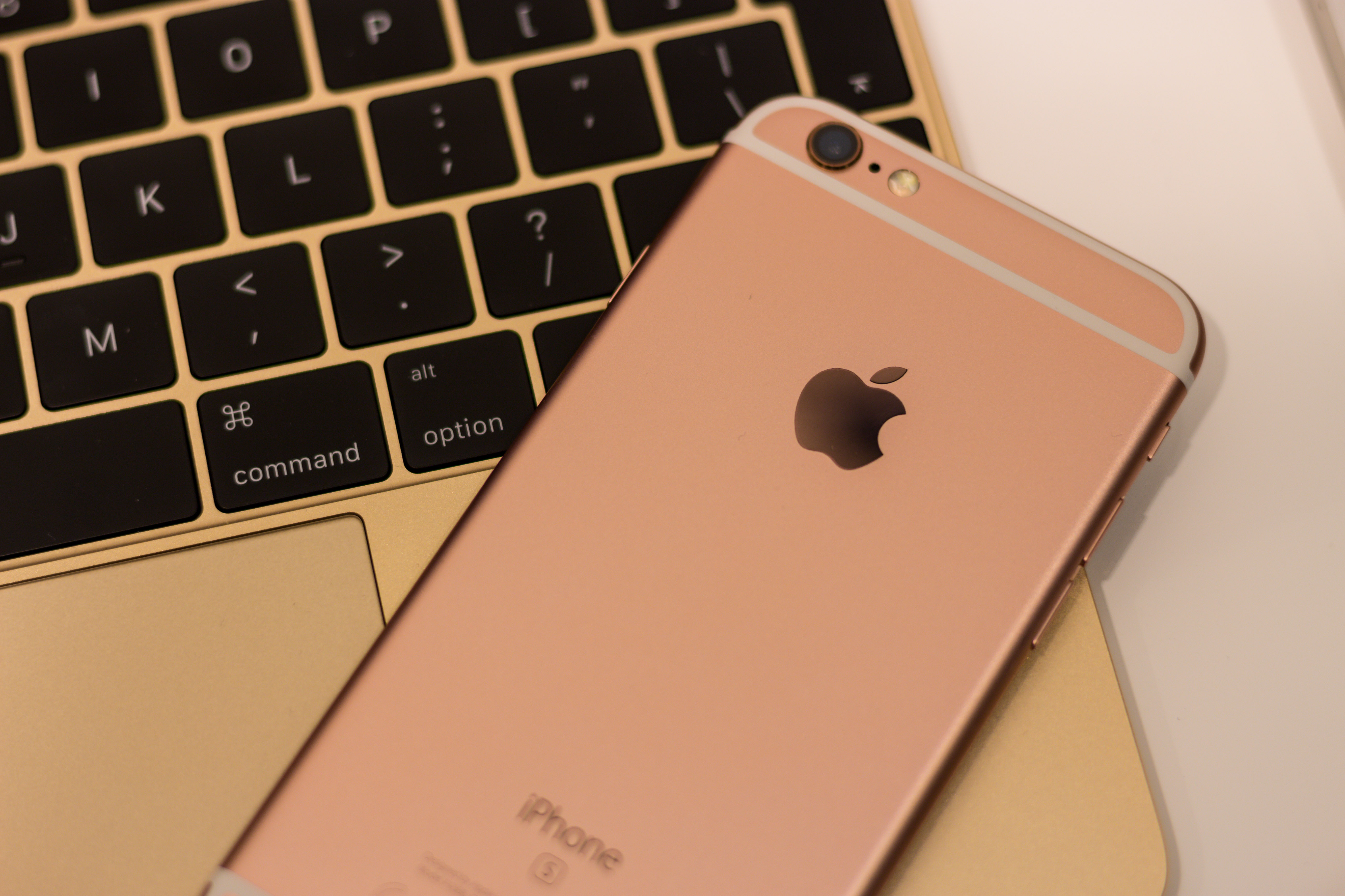 gold rose iphone