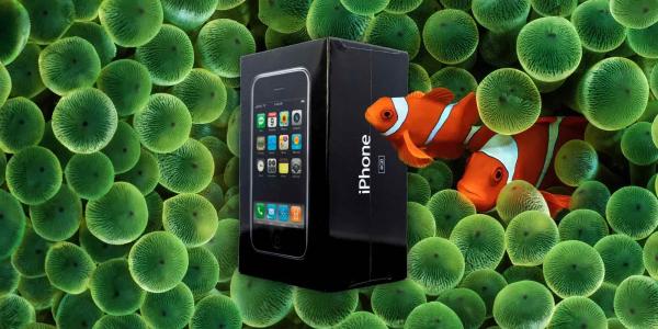 photo of Rare 4GB sealed original iPhone crushes record with over $150,000 auction price image