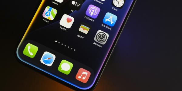 photo of Siri delays hurt, but half-baked features could have been a real Apple crisis image