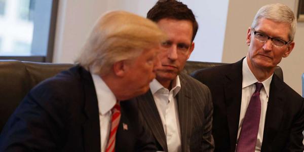 photo of Trump orders companies to ‘start looking for an alternative to China,’ AAPL falls over 4% image