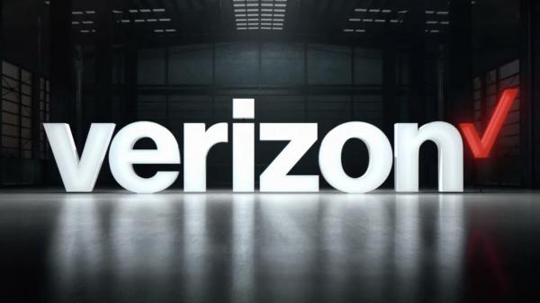 photo of Verizon raising prices for wireless plans with new ‘economic adjustment charge’ image